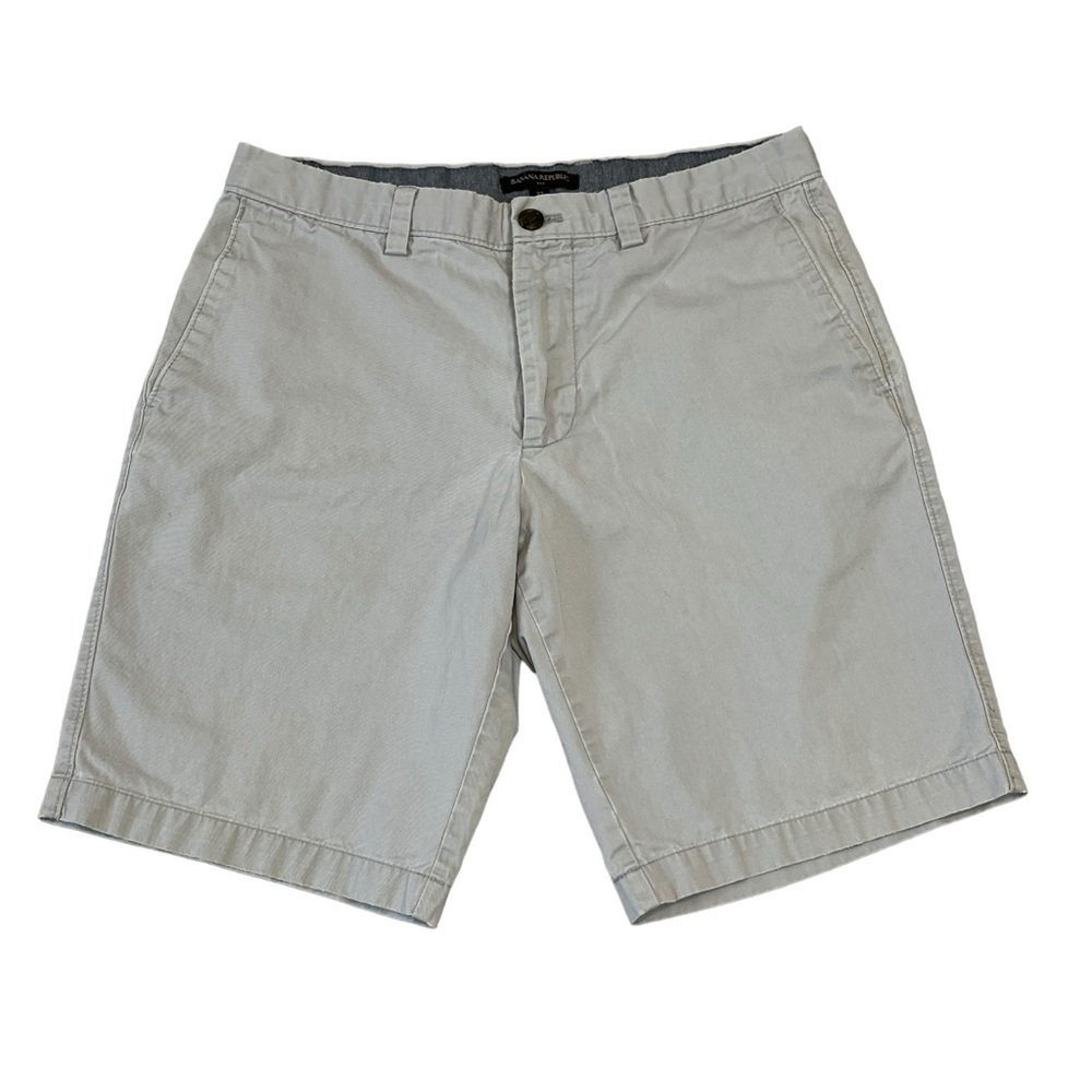 Banana Republic Men’s Flat Front Khaki 100% Cotton Shorts. Grey Size 32 #1109